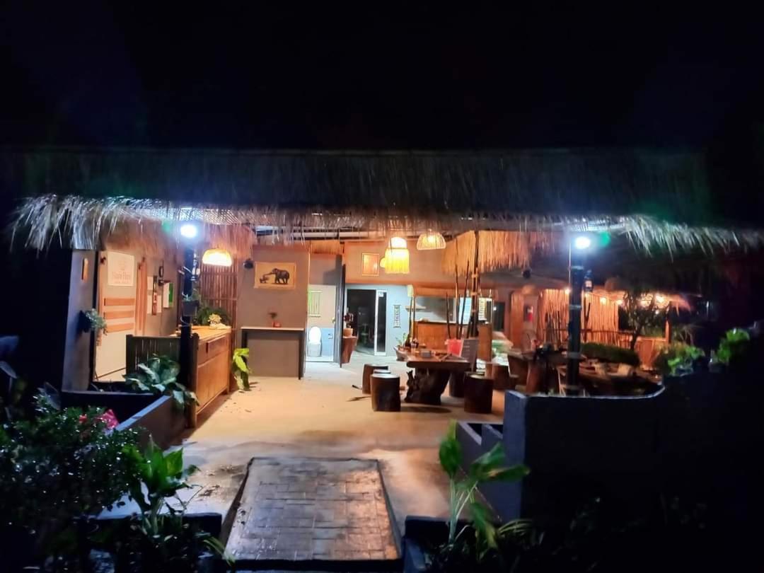 Siam Flora Resort Ko Lanta エクステリア 写真